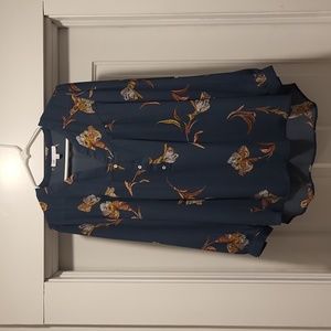 Women's DR2 teal floral top size Medium